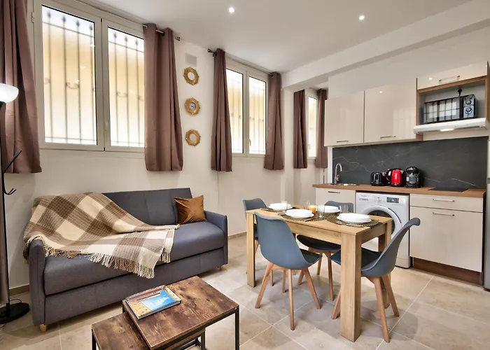 Cosy Hypercentre De * نيس